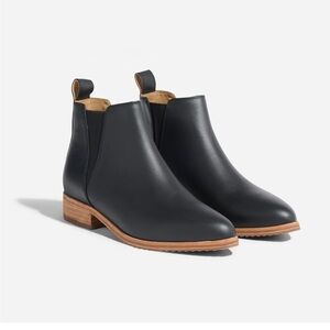 Nisolo Eva Everyday Chelsea Boot in Black, Size 8.5, NWOB